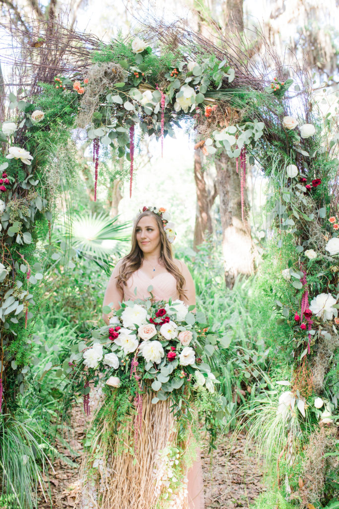  Bride's -Romantic- Bouquet-wedding-planning-tips